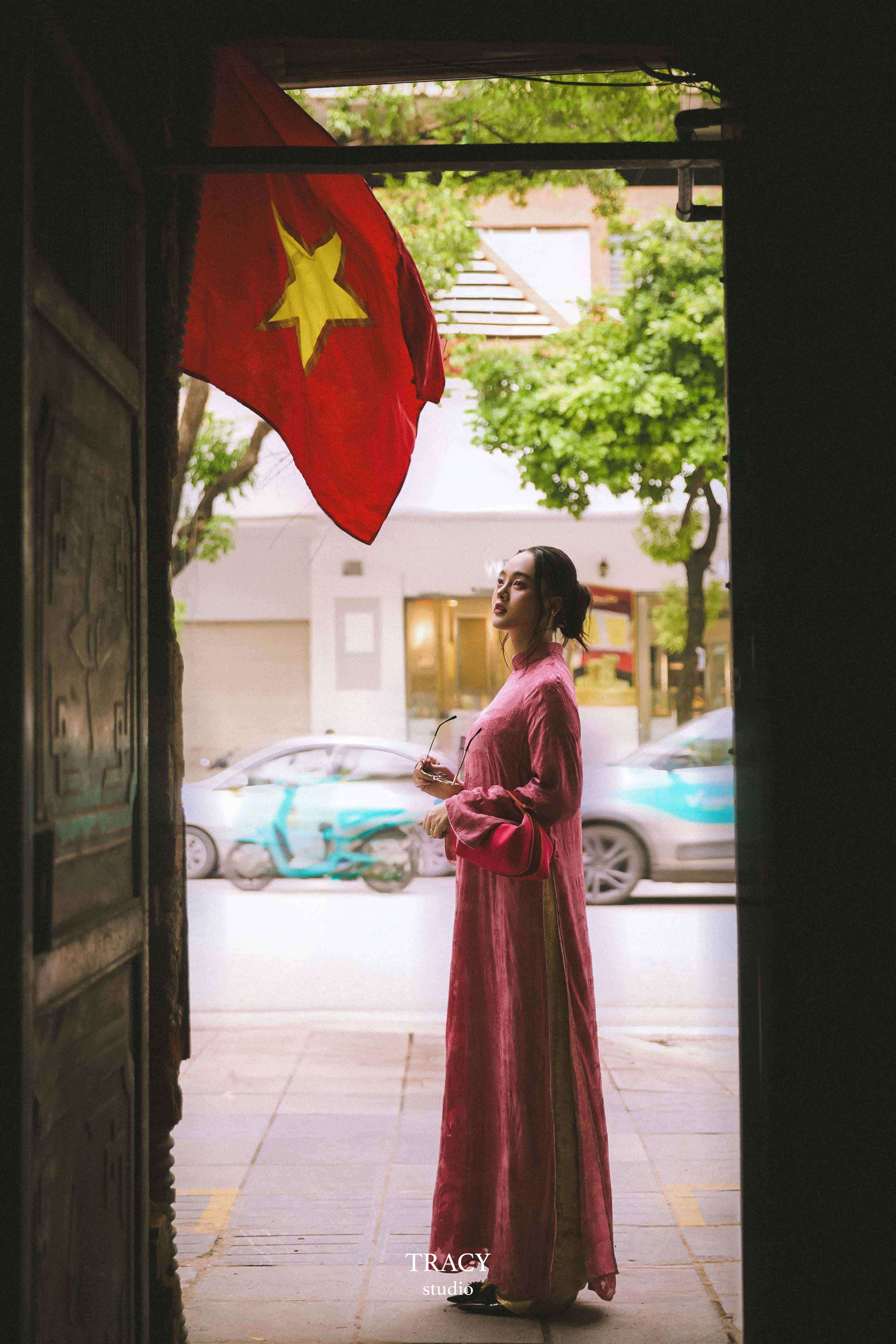 tracy studio chụp concept áo dài hồng